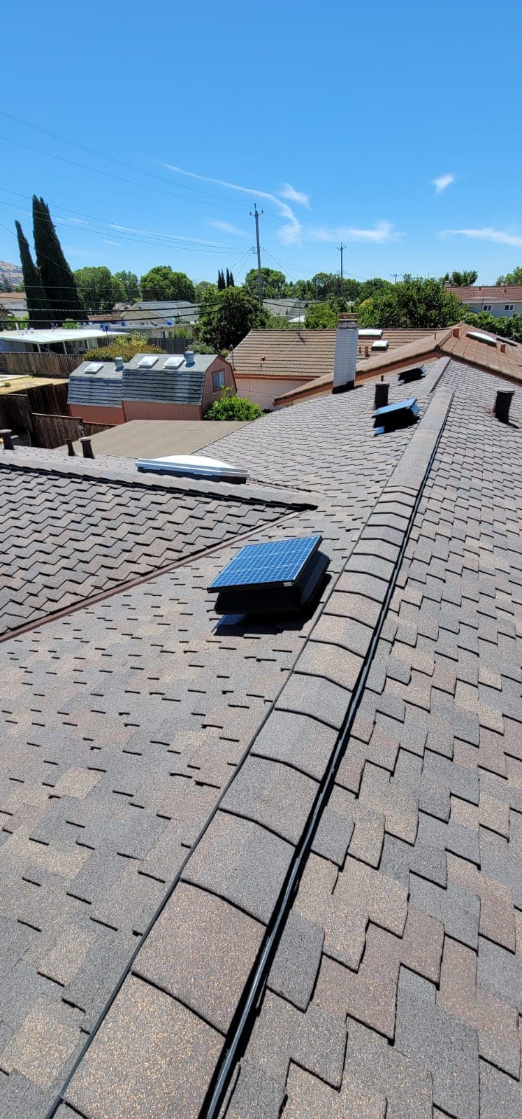 Seamless Roof Transformation With Solar Efficiency